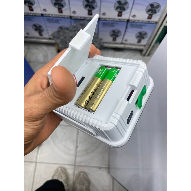 چراغ کمپینگ خورشیدی پرنور مدل XK-T05 شارژی Type-C